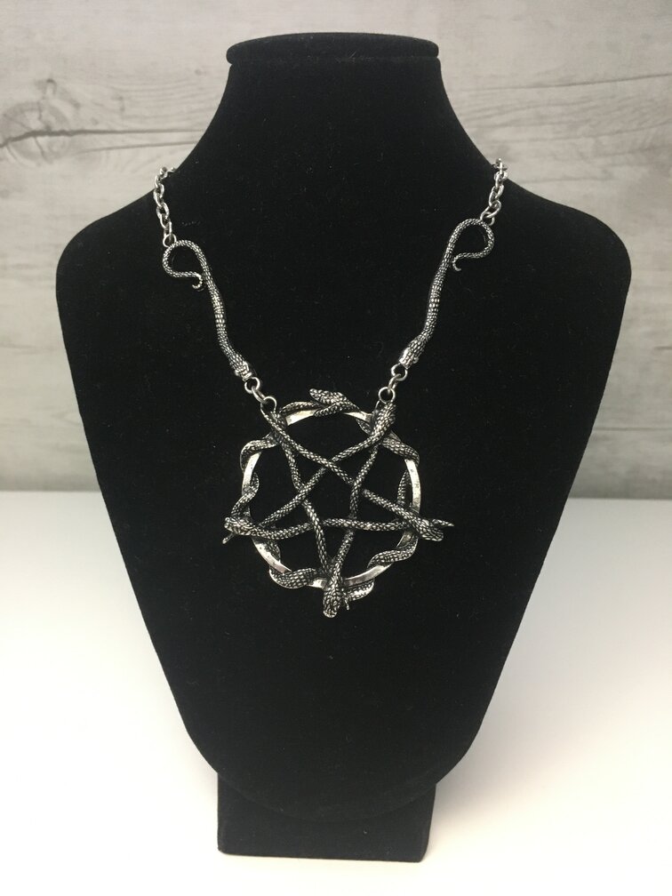 COLLANA RESTYLE (SNAKE PENTAGRAM )