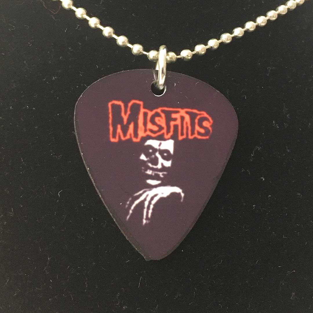 Collana con ciondolo a forma di plettro Misfits