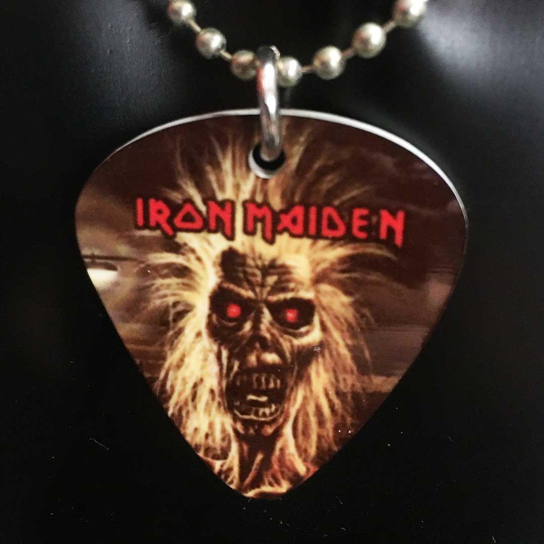 Collana con ciondolo a forma di plettro Iron Maiden – Iron Maiden
